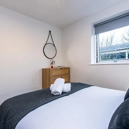 2br With Parking, Close To Centre York